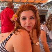 Abogada, especialista en Derecho procesal